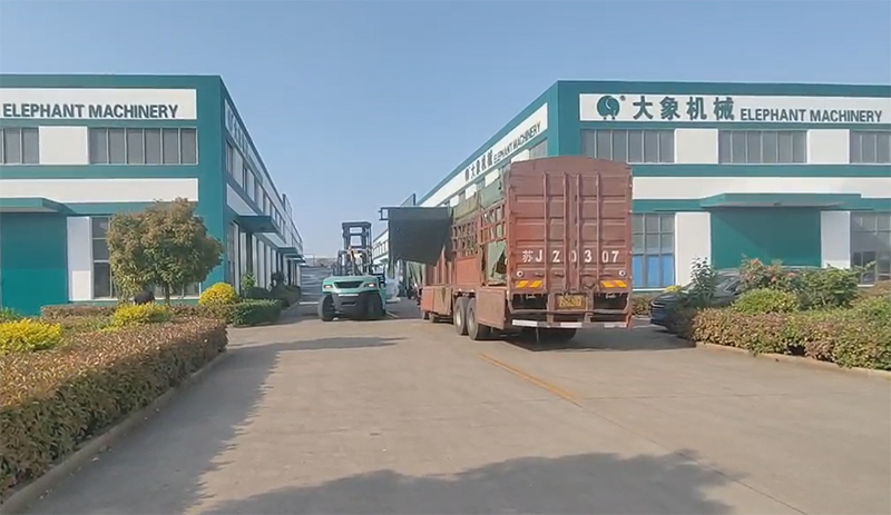 Elephant CBWH-2000 220 tons HDD drilling rig mud pump was officially delivered to Switzerland.